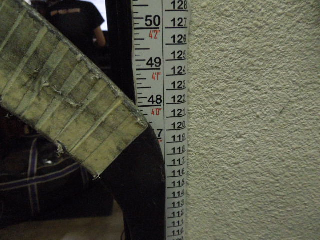 Load image into Gallery viewer, Used True XC9 ACF Right Hand Hockey Stick 30 Flex
