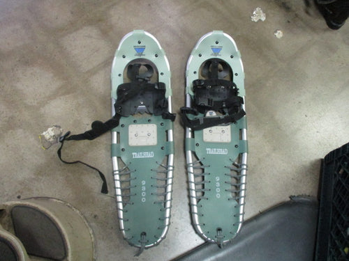 Used Grizzly Ridge Outfitters Size 30'' Snowshoes With Poles