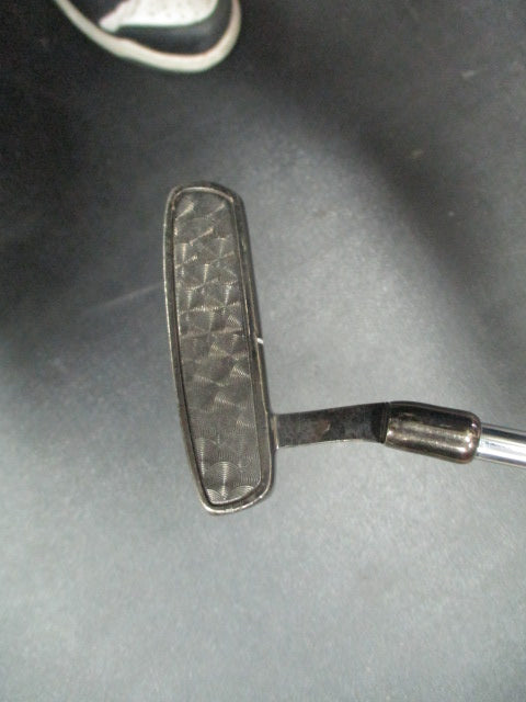Load image into Gallery viewer, Used Pinseeker Pin Point I 36&quot; Putter - RH

