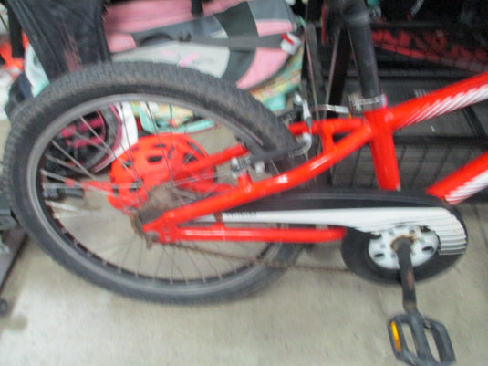 Used Specialized Hot Rock 20" Kids Bike (NEEDS BRAKES SERVICED)