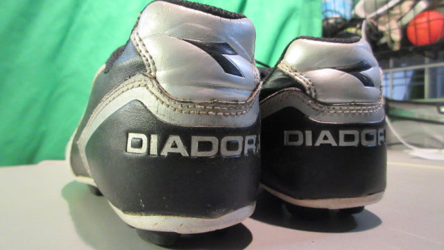 Load image into Gallery viewer, Used Diadora Scudetto Leather Youth 3 Soccer Cleats - (Some Wear)
