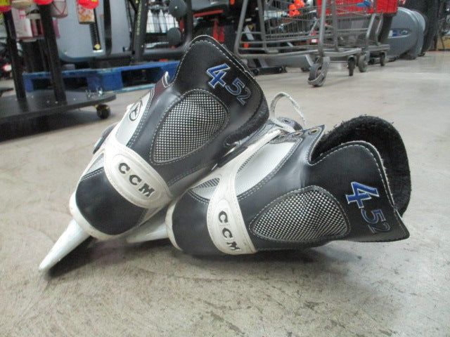 Load image into Gallery viewer, Used CCM Tacks 452 Hockey Skates Size 9
