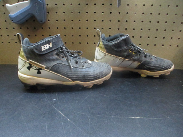 Load image into Gallery viewer, Used Under Armour Youth Harper 7 Mid RM Baseball Cleats - Size Youth 3.5
