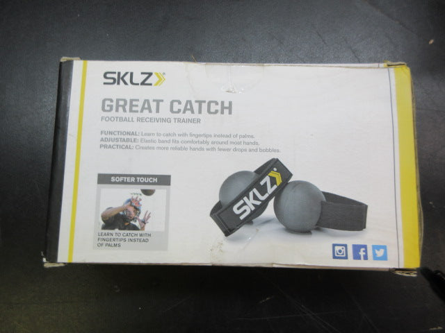 Load image into Gallery viewer, SKLZ Great Catch Football Receiving Trainer
