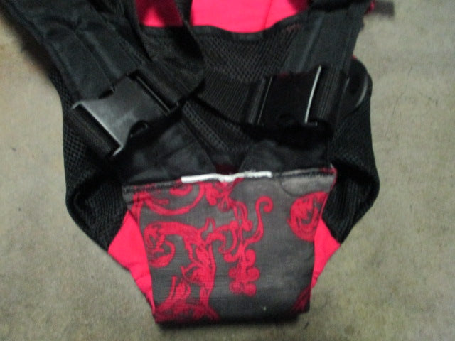 Load image into Gallery viewer, Used Snugli Baby Carrier
