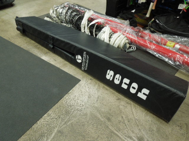 Load image into Gallery viewer, Complete Senoh DE11 Indoor Gym Volleyball Net, Poles and Pads System
