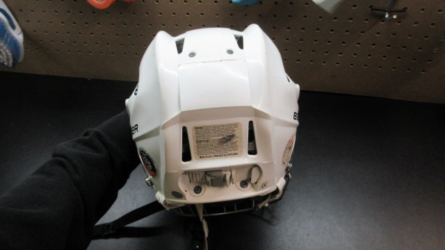 Load image into Gallery viewer, Used Bauer Junior Hockey Helmet W/ Cage
