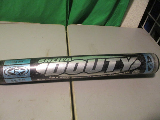 Used  Easton Sheila Douty SK26 (-9) 32" Fastpitch Softball Bat