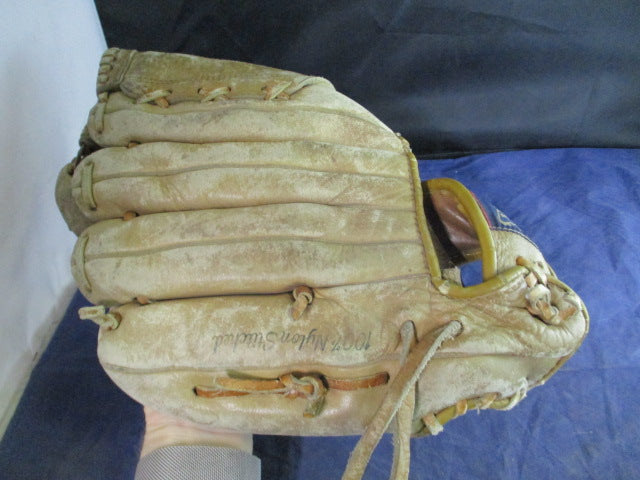 Load image into Gallery viewer, Used Vintage Spalding Glove 42-3421 Super Action Web
