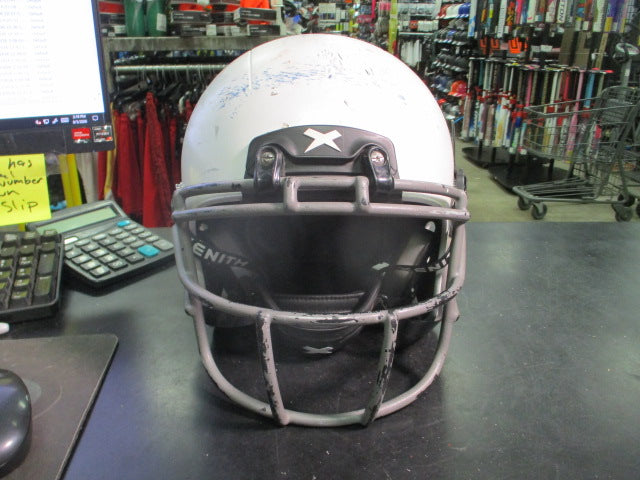 Load image into Gallery viewer, Used Xenith X2E Youth Football Helmet Size Large Initial Szn 2020
