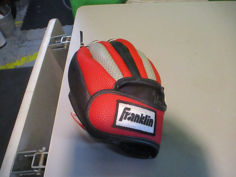 Load image into Gallery viewer, Used Franklin Ready To Play Size 8.5 Glove - RHT
