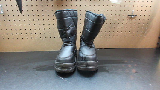 Used WFS Snow Boots - Size Youth 4