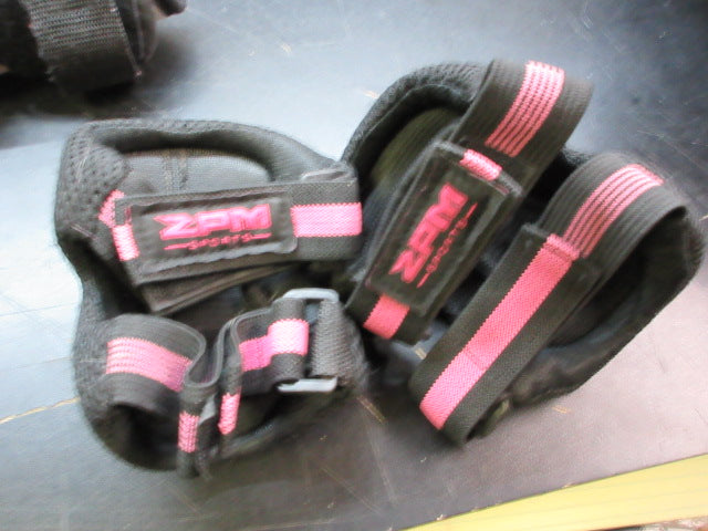 Load image into Gallery viewer, Used ZPM Sports Skating Elbow Pads - Size Youth Medium
