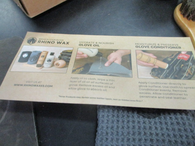 Load image into Gallery viewer, Used Rhino Wax Baseball Glove Ultimate Break In Kit

