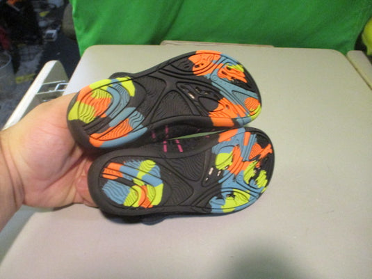 Used Water Shoes Size Youth 29