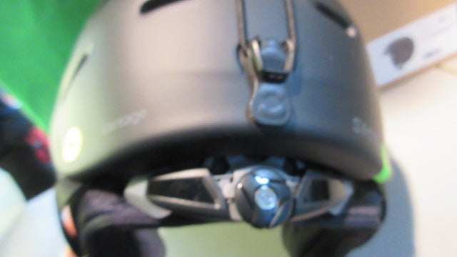 Load image into Gallery viewer, Smith Vantage MIPS BOA Snow Helmet Size Large (Demo)
