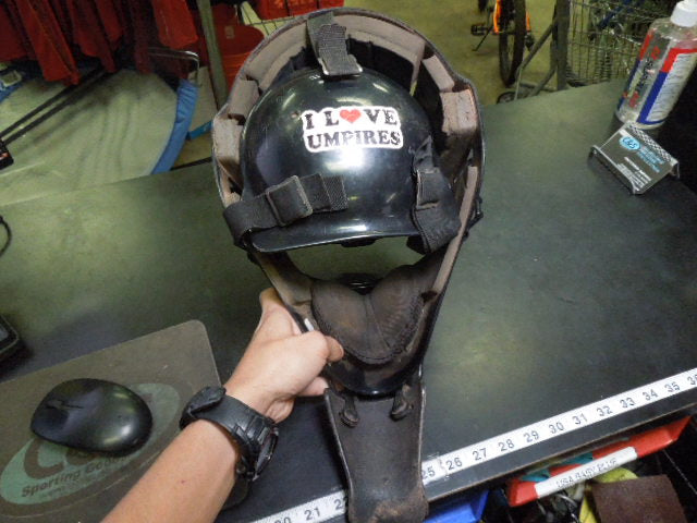 Load image into Gallery viewer, Used All Star MVP2310 Cactchers Mask with Throat Guard in Black Size 6 1/4-7

