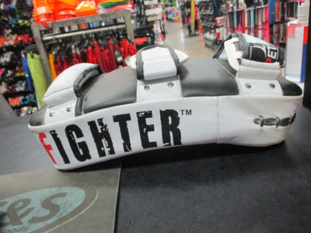 Load image into Gallery viewer, Used Petra Max TZ2 Muay Thai Pad
