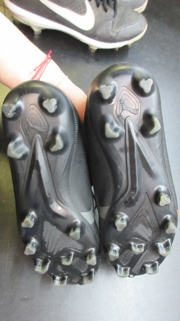 Load image into Gallery viewer, Used Puma Ultra Play FG/AG Soccer Cleats - Size 3
