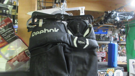 Used Reebok 16K Hockey Breezers - Youth