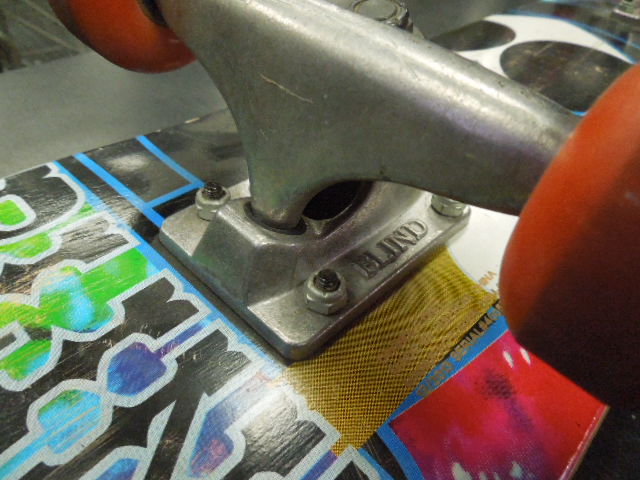 Load image into Gallery viewer, Used Blind Complete Mini Skateboard 27" Long
