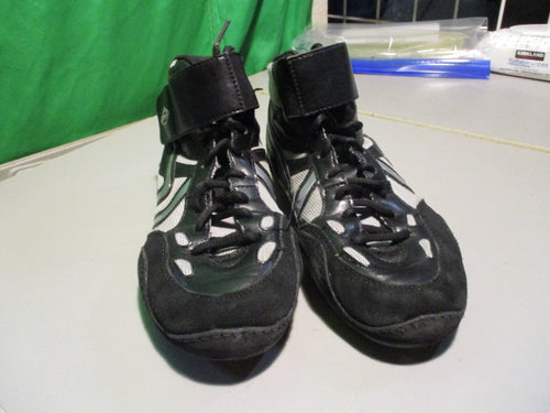 Used Matman Size Adult 8 Wrestling Shoes
