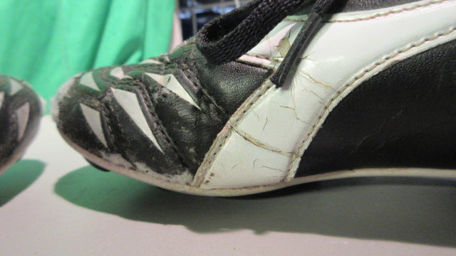 Load image into Gallery viewer, Used Diadora Scudetto Leather Youth 3 Soccer Cleats - (Some Wear)
