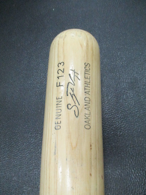 Load image into Gallery viewer, Used Louisville Slugger F123 Oakland Athletics 33.5&quot; Wood Bat
