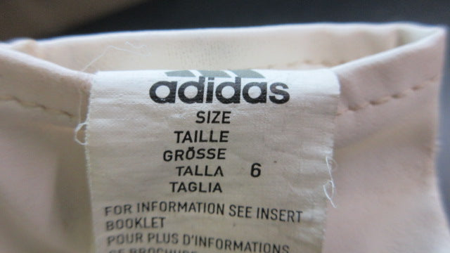 Load image into Gallery viewer, Used Adidas Predator Goalie Gloves - Size 6
