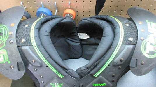 Used Tag Battle Gear Shoulder Pads - 2XL 150-180