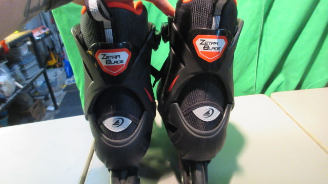 Load image into Gallery viewer, Used Rollerblade Macroblade 80 SG5 Mens 12 In-Line Skates
