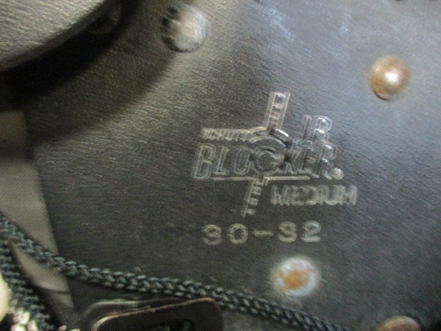 Load image into Gallery viewer, Used Schutt Jr Blocker Youth Medium Football SHoulder Pads
