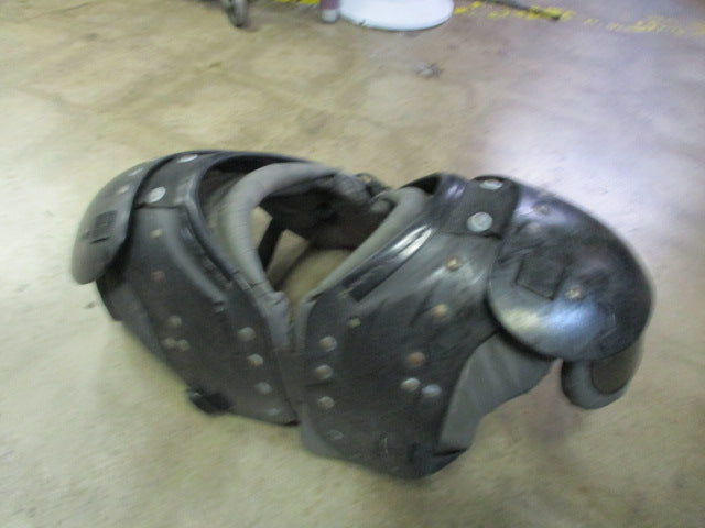 Load image into Gallery viewer, Used Schutt Jr Blocker Youth Medium Football SHoulder Pads

