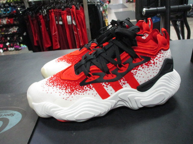 Load image into Gallery viewer, Used Adidas Trae Young 3 Size 8 Basketball Shoes
