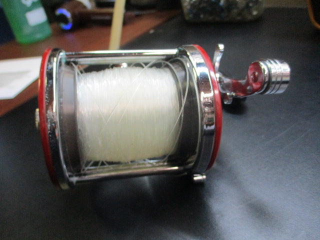 Load image into Gallery viewer, Used Penn Jigmaster No.500 Deep Sea Fishing Reel
