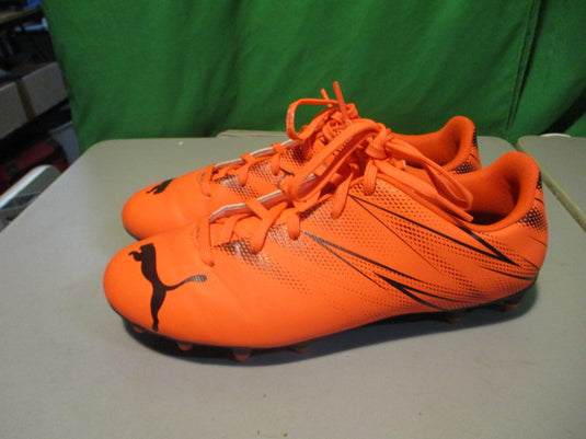 Used Puma Ultra Firm Size 6 Soccer Cleats