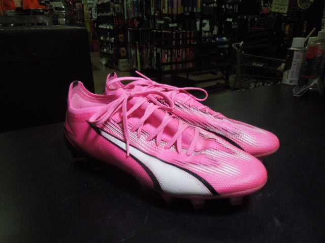 Load image into Gallery viewer, Used Puma Ultra Match Soccer Cleats Size 10
