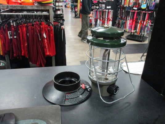 Used Coleman Northstar 2500 Lumens 1-Mantle Propane Lantern