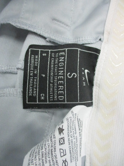 Load image into Gallery viewer, Used Nike Knickers Size Adult Small Baseball Pant
