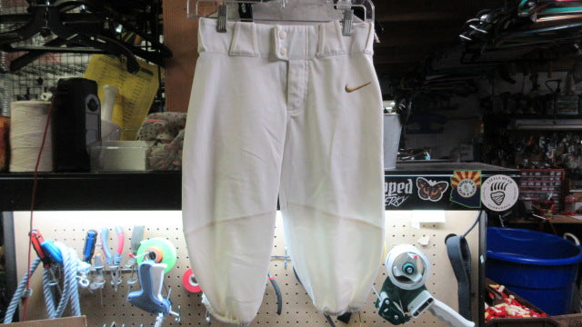 Load image into Gallery viewer, Used Nike Knicker Baseball Pants - Size Medium
