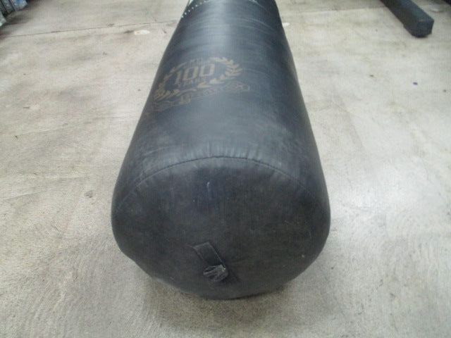 Load image into Gallery viewer, Used Everlast 100lb Heavy Bag (Wear On Straps)
