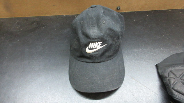 Load image into Gallery viewer, Used Nike Baseball Hat
