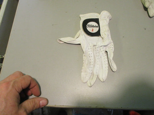 Used Titleist LH Medium Golf Glove