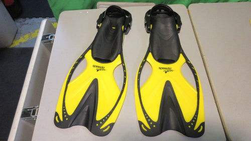 Used Speedo Dive Fins Junior L/XL - Yellow