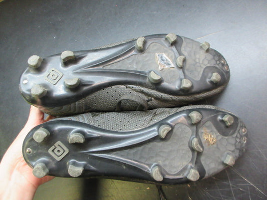 Used Soccer Cleats - Size 8.5