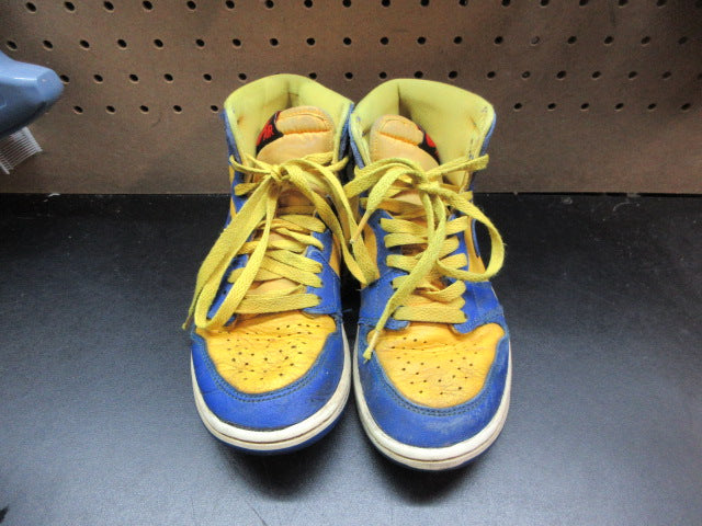 Load image into Gallery viewer, Used Nike Air Jordan 1 Retro High OG Reverse Laney Basketball Shoes - Youth
