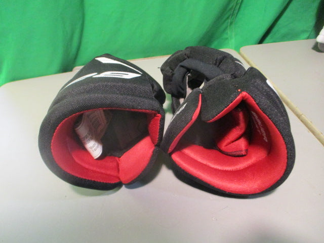 Load image into Gallery viewer, Used Bauer Lil' Sport Size 10" Junior Hockey Gloves
