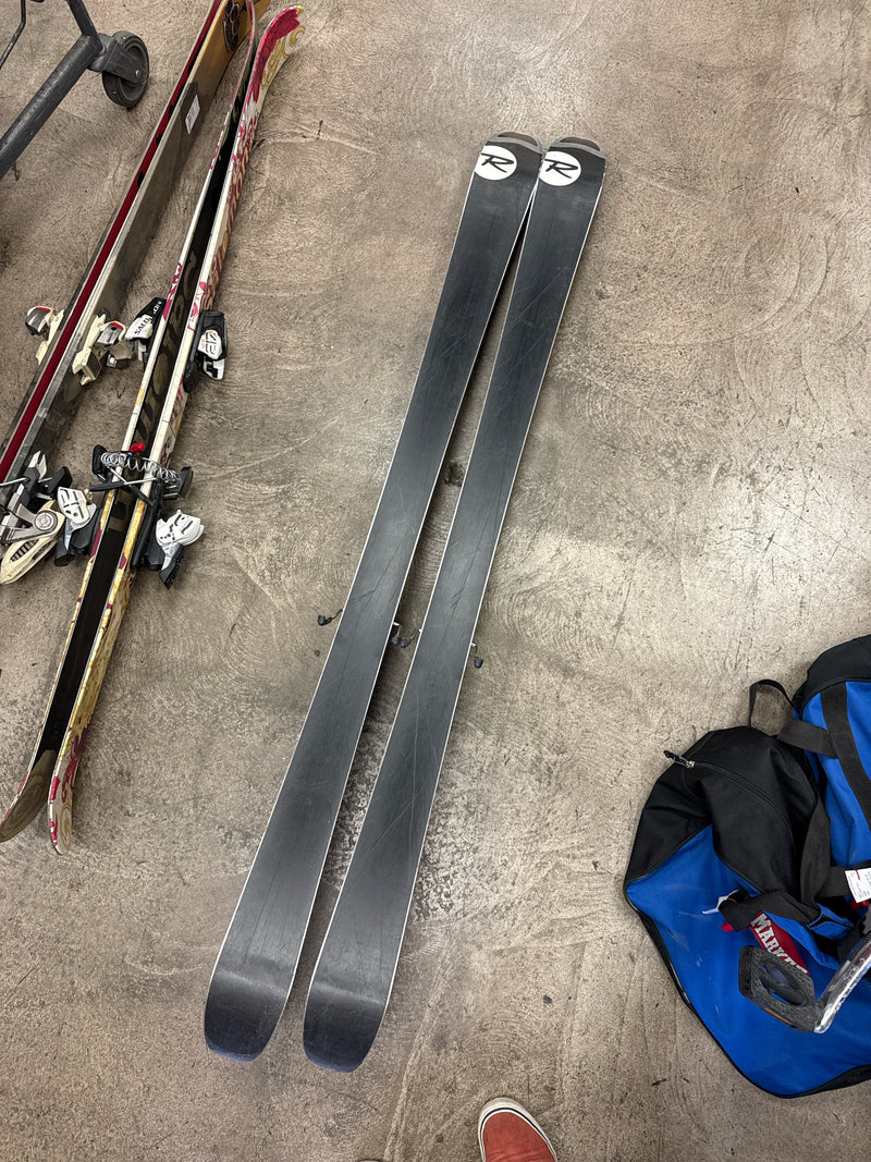 Load image into Gallery viewer, Used Rossignol Bandit B83 Downhill Skis with Matching Bindings Size 168cm
