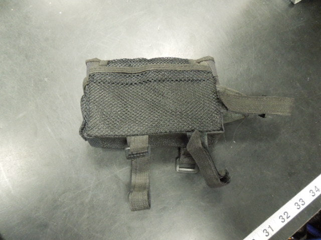 Load image into Gallery viewer, Used Schwinn Bicyle Bag Attachment Heavy Use
