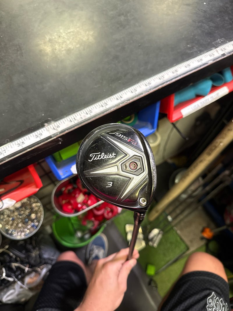 Load image into Gallery viewer, Used Titleist 915Fd 15º Right Hand 3 Wood
